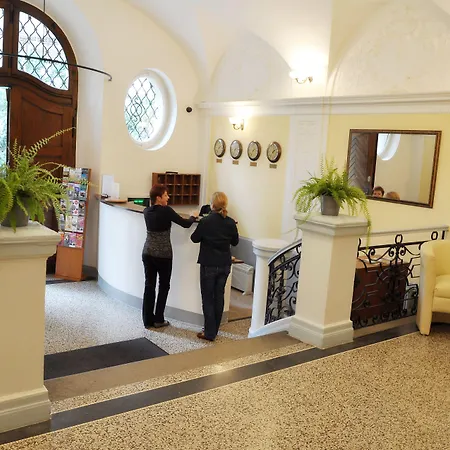 Svaty Jan Hotel 3*