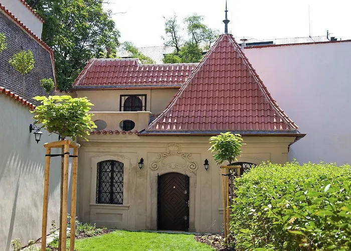Svaty Jan מלון 3*